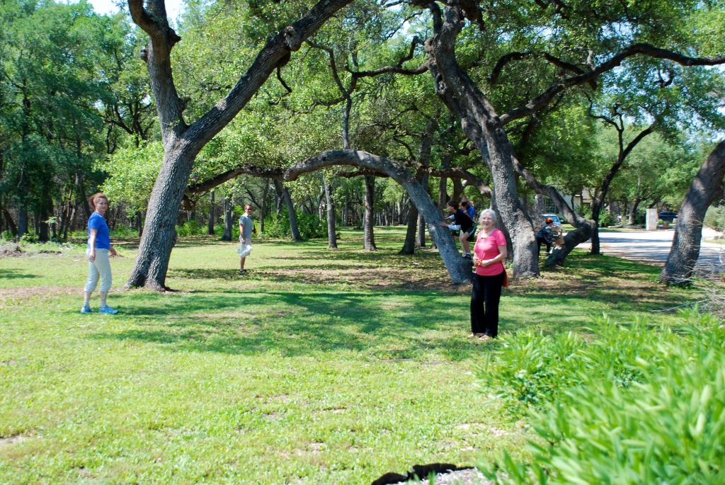 2012-04-08-15-Egg Hunt.jpg